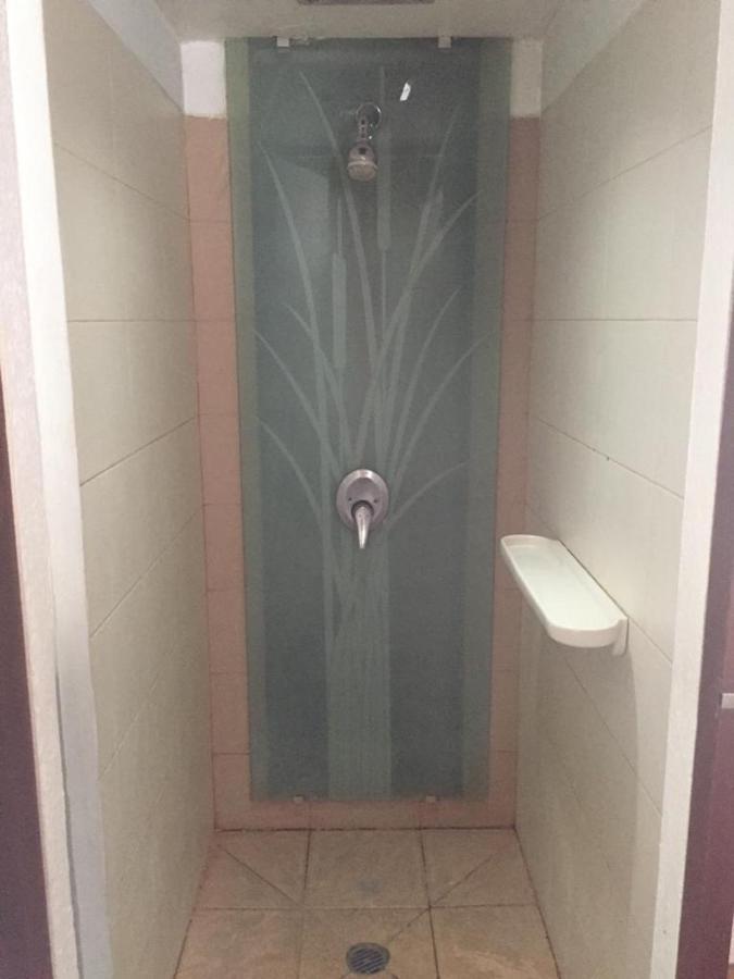 Oyo 229 Hi Quality Hotel Бандунг Екстериор снимка