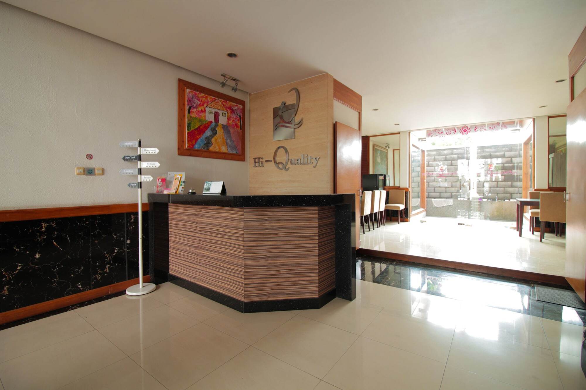 Oyo 229 Hi Quality Hotel Бандунг Екстериор снимка
